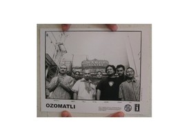 Ozomatli Press Kit And Photo  Embrace The Chaos - $513.79 MXN