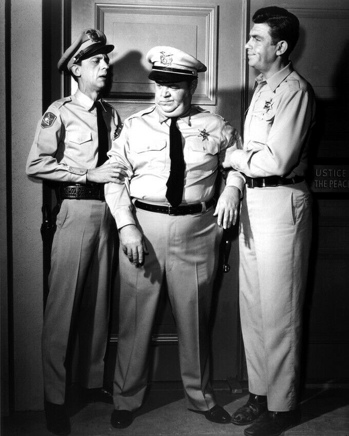 THE ANDY GRIFFITH SHOW B&amp;W 8X10 PHOTOGRAPH - $9.75