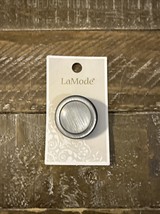 LaMode Buttons 1 Piece 1-1/4” - $11.76