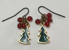 VTG Oops A Daisy Green Enamel Gold Tone Christmas Tree Red Bead Dangle Earrings - £8.32 GBP