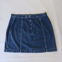 Venezia Jeans Women’s Blue Denim Mini Skirt Measured Waist 36" image 2