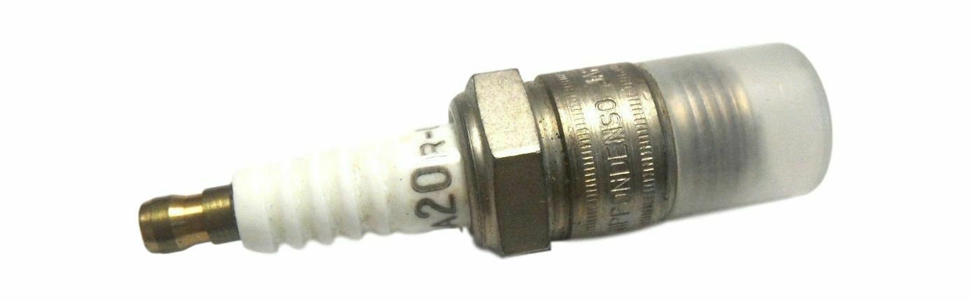 MA20R-U11 Spark Plug MA20RU11 MA-20-R-11 - £11.76 GBP