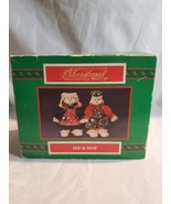 HOUSE OF LLOYD Christmas Around The World Hip &amp; Hop Bunny Dolls Porcelai... - $33.92 CAD