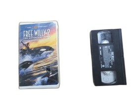 Free Willy 2: The Adventure Home (VHS, 1995, Clam Shell) - £4.31 GBP