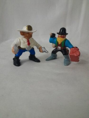 Vintage Fisher Price GREAT ADVENTURES WESTERN Figures LOT OF 2 SHERIFF BANDIT - $16.53