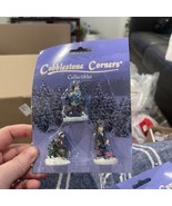 Cobblestone Corners Winter Christmas Village Figurines - $14.96