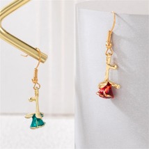 Red &amp; Green Rose Drop Earrings - £10.41 GBP