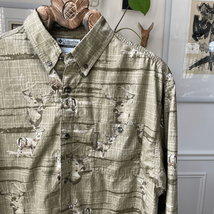 Columbia River Lodge Deer Hunting Button Down Shirt Tan Men&#39;s L - $456.17 MXN