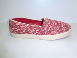 Toms Size 6 AVALON Red Textured Canvas Slip On Casual Sneakers New Womens Shoes - £78.34 GBP