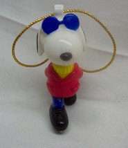 Peanuts Gang Holiday Winter Snoopy Ice Skating 2&quot; Plastic Pvc Christmas Ornament - £11.74 GBP