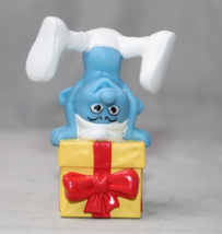 Smurfs Jokey Smurf on Gift Box 3 1/2&quot; McDonald&#39;s Movie Action Figure 2011 - $6.76