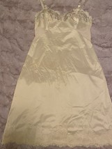 Vintage Wonder Maid Non Cling Full Slip Womens Size 34 Ivory Elegant - £29.88 GBP