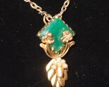 Green Stone Necklace Gold Tone Floral Pattern Jewelry Vintage - $29.69