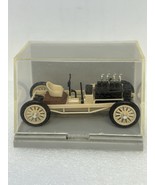 Renwal 1/48 Model Classic Car in Case - $19.75