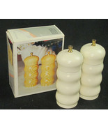 salt shaker and pepper mill made in Sweden - $384.24 MXN