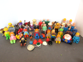 Lot Of Playmobil Geobra Huskies Lego Toy Figures &amp; Accessories 1970&#39;S &amp; More L7 - £11.16 GBP