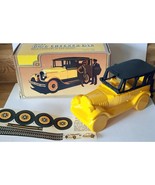 Vintage Avon 1926 Checker Cab Wild Country After Shave 5 Oz NOS Box &amp; De... - $11.66
