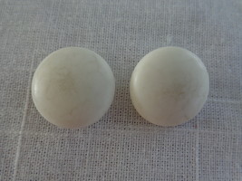 White Domed 1 Loop Vintage (2) Buttons (#3808) - $8.99