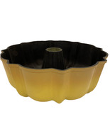 Vintage Bundt Tube Pan Yellow - $26.05 CAD