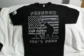 Soldier American Flag Usa Freedom Isn&#39;t Free Cross Dove Helmet Gun T-SHIRT - £8.99 GBP+