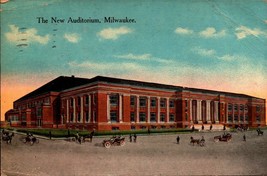 WI Milwaukee The New Auditorium 1914 Kropp VINTAGE Postcard BK34 - £2.77 GBP