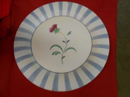 Beautiful POPPIES ON BLUE by LENOX...14&quot; Wood Platter WALL PLAQUE - $22.36