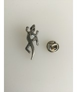 Gecko Pewter Lapel Pin Badge Handmade In UK - $139.93 MXN