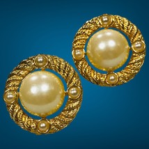 vintage clip on gold tone faux pearl Dome  earrings - £29.81 GBP