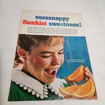 Sunkist Ssssnappy Sweetness Girl with Freckles Oranges Vintage Print Ad ... - £7.85 GBP