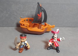 Disney Jake and the Never Land Pirates Hook&#39;s Battle Boat w/ 2 Figures 2011 - $14.00