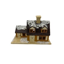 Vintage Byron Mold Ceramic Lighted Christmas Village 1984 Farmhouse - £26.26 GBP