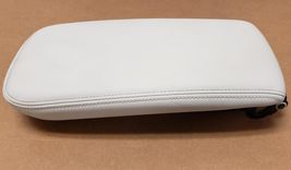 OEM 2014-2019 Chevrolet Impala Center Console Armrest Lid Light Wheat 84... - $68.30