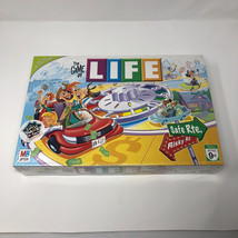 The Game Of Life 2007 Board Game Milton Bradley Hasbro Factory Sealed New - $38.49