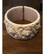 Heidi Daus 1.5 In Thick Bovine Carved Bangle Bracelet - £144.26 GBP