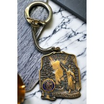 Vintage American Legion Keychain Portland Oregon Forest Mountains - £14.38 GBP