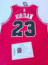 Michael Jordan #23 Signed Chicago Bulls Jersey Red - COA - £568.49 GBP
