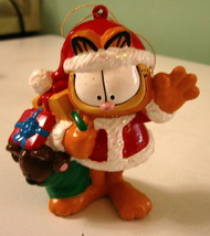 Garfield dressed as Santa with gift sack over right shoulder Christmas O... - $11.65