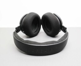 Corsair VIRTUOSO MAX Wireless Gaming Headset CA-9011372-WW image 4