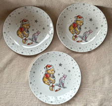 3 Disney Winnie the Pooh Friends Christmas Salad Dessert Plates Tigger 8... - £31.85 GBP