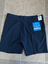 Haggar  Navy Cool 18 pro stretch Quick Dry  expandable waist Men size 44 - £30.13 GBP