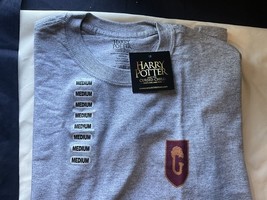Harry Potter And The Cursed Child Gray T Shirt Gryffindor Symbol Broadwa... - $15.00