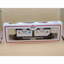 HO Scale Gauge Model Power Tootsie Roll Rail Co. Flatbed with Cargo Load 3152 - £75.51 GBP