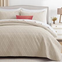 Lavsiry Twin Quilt Set Beige Lightweight Bedding w/ Pillow Sham Summer M... - $39.22