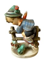 Goebel Hummel Figurine &quot;Retreat To Safety&quot; TMK 2 On The Ferra SH1C - $37.61