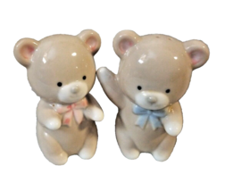 Teddy Bear Hugs Salt Pepper Shakers Pale Cream Japan Boy Girl Bow  - £7.62 GBP