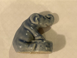 Wade Whimsies Circus Elephant Red Rose Tea Porcelain Figurine England Blue - £2.52 GBP