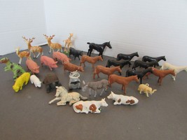 Asst Of Plastic Animals Horses Deer Cows Pigs Sheep Racoon 1.25&quot; - 2.5&quot; L7 - £11.11 GBP