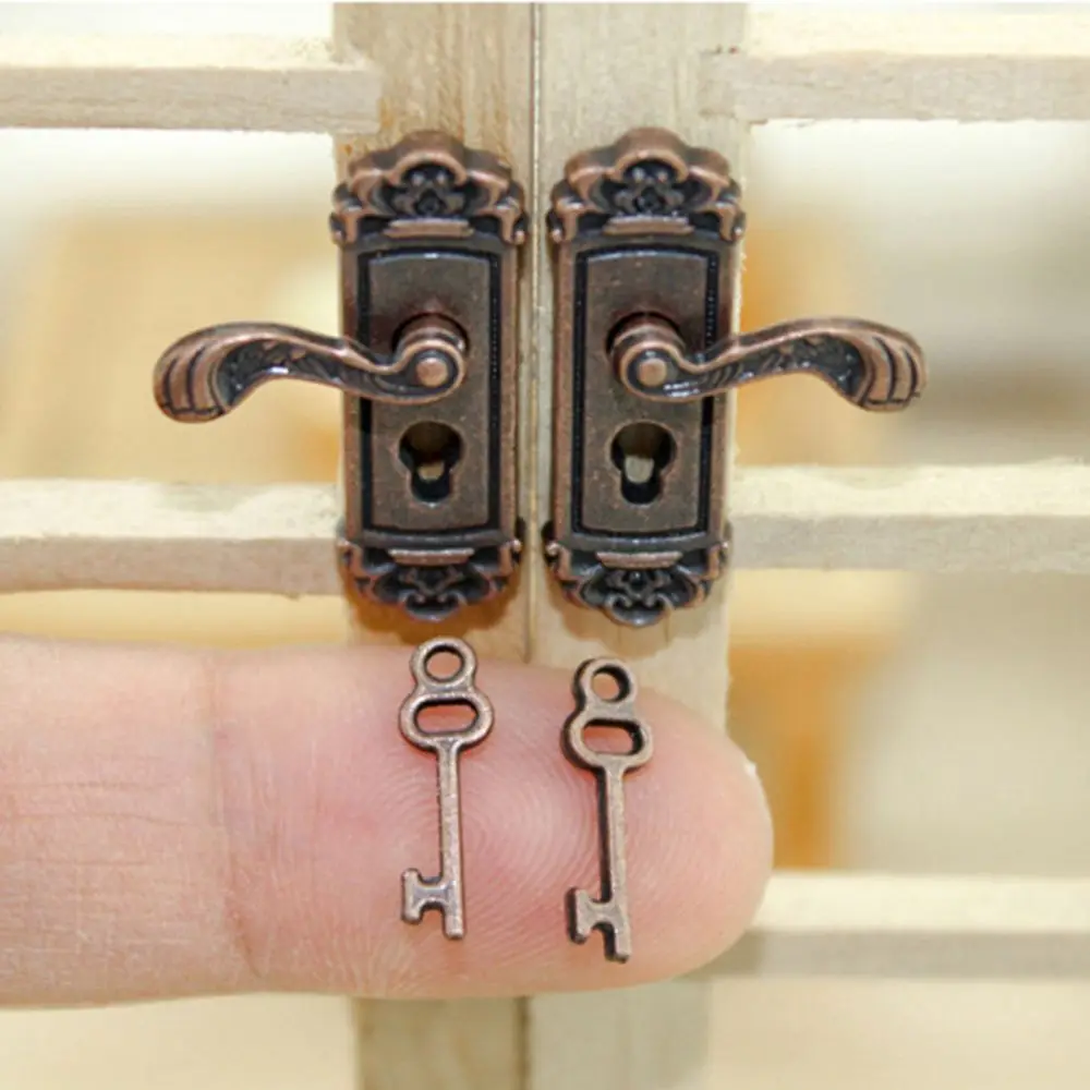 1/12 Scale Dollhouse Miniature Door Lock Key Set Brass Knobs Vintage Min... - £4.54 GBP