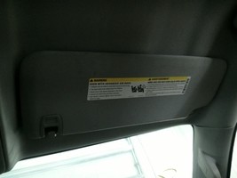 Passenger Sun Visor Classic Style Fits 14-19 SIERRA 1500 PICKUP 104865938 - $1,139.96 MXN