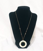 Open Circle Pendant Gold Tone Off White Enamel Beads Metal Chain  Necklace 22&quot; - £27.53 GBP